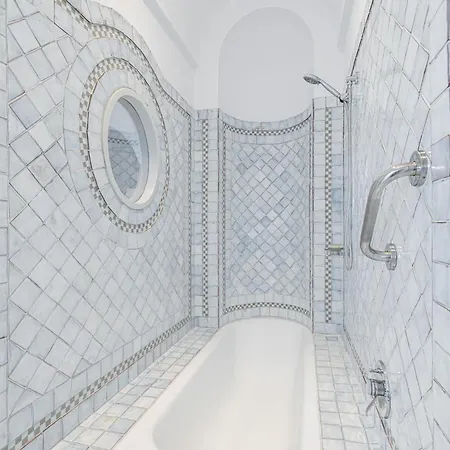 Chateau - La Perle Du Cap Martin *