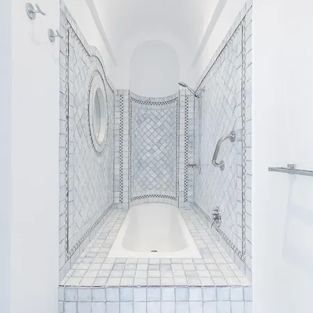 Chateau - La Perle Du Cap Martin *