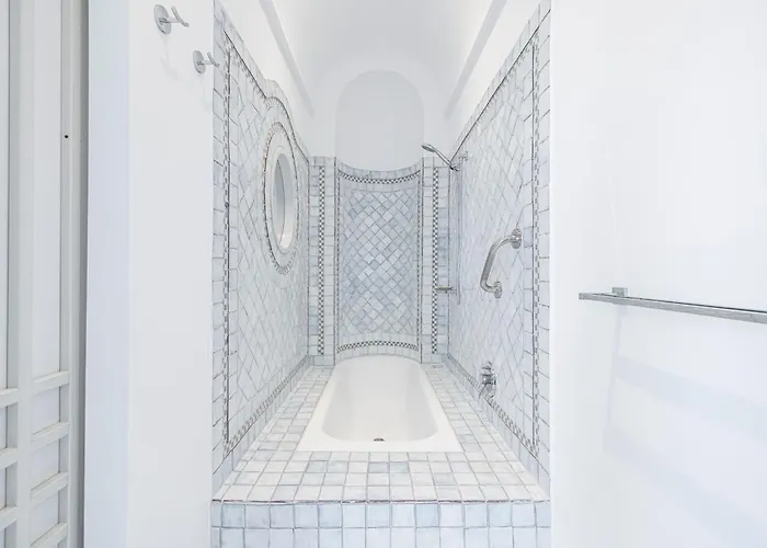 Chateau - La Perle Du Cap Martin *