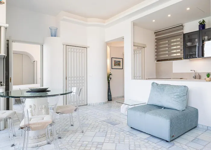 Chateau - La Perle Du Cap Martin